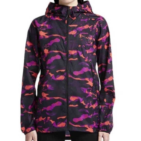 Nike T/F Camo Windrunner Purple Camo Lightweight Women's Jacket Small - Picture 1 of 13